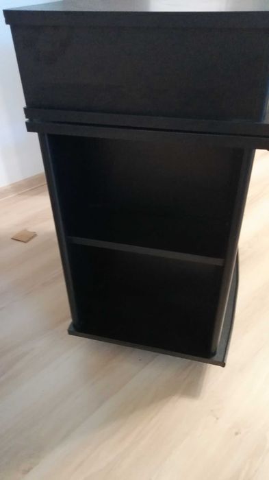 komputer stacjonarny.