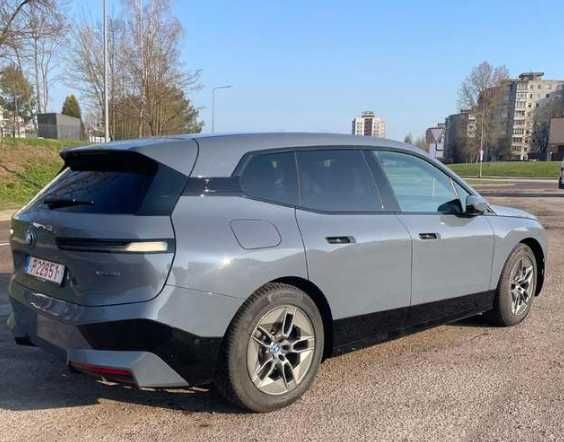 BMW iX i20 бампер розборка бмв аікс