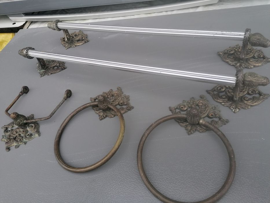Conjunto de 5 toalheiros em ferro