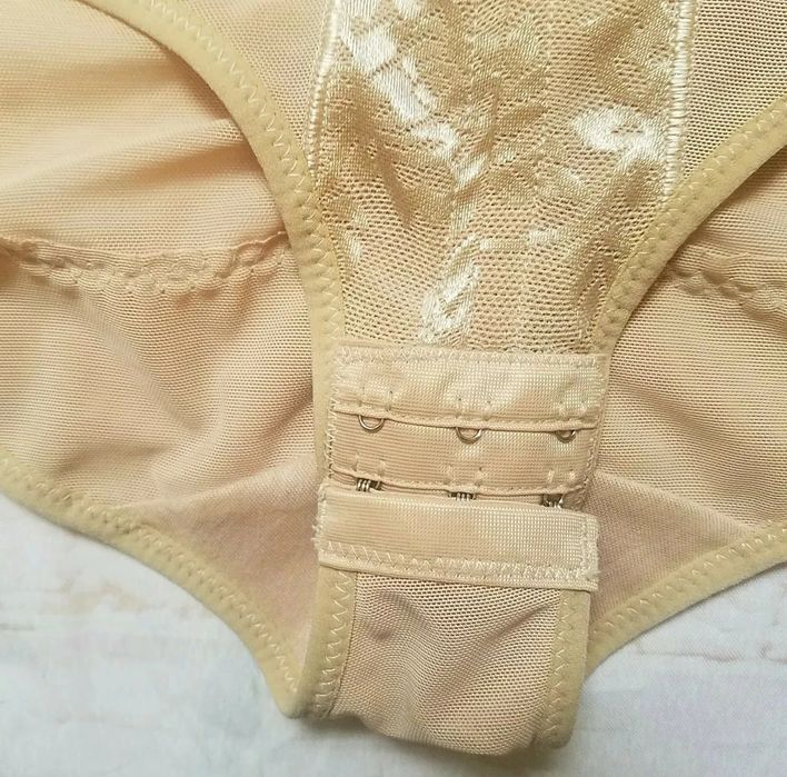 Утягуюча грація боді з утяжкою живота комбінація опт роздріб дропшиппі