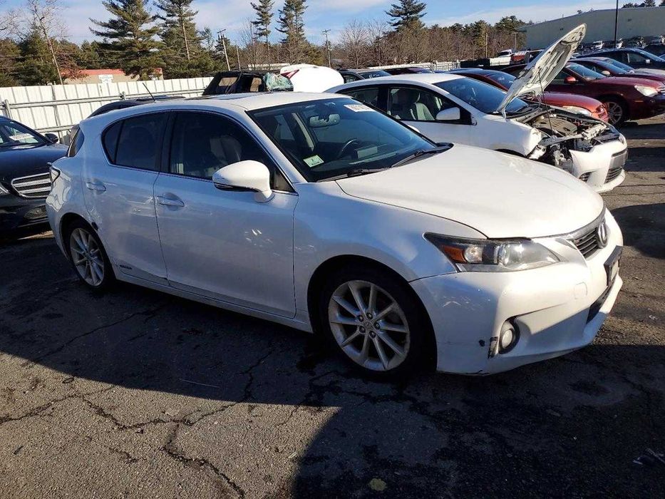 Lexus CT 200h  Części