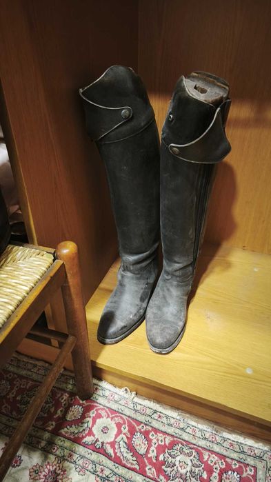 2 par de botas para andar de calavos