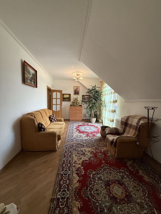 Оренда будинку Винники, 300м.2, вул.Білозіра, ділянка 12 сот.,1000$+КП