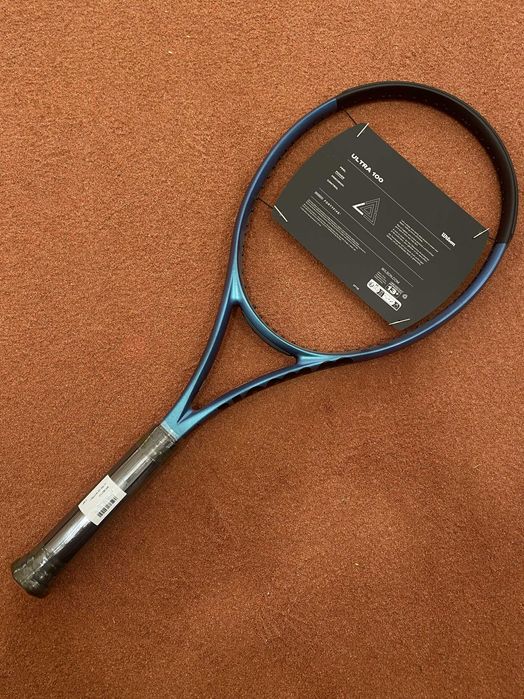 Rakieta Wilson Ultra 100 V4