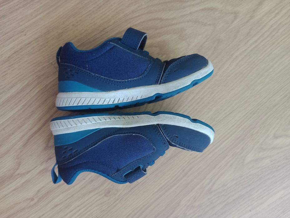 Buty Domyos 550 I Move Decathlon adidaski na rzepy granatowe 27
