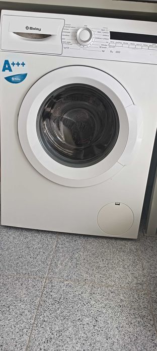 Máquina lavar usada para peças