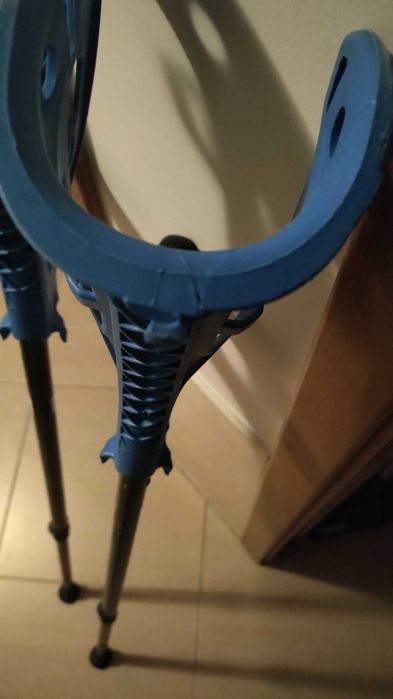 Canadianas/Muletas para criança ou adulto