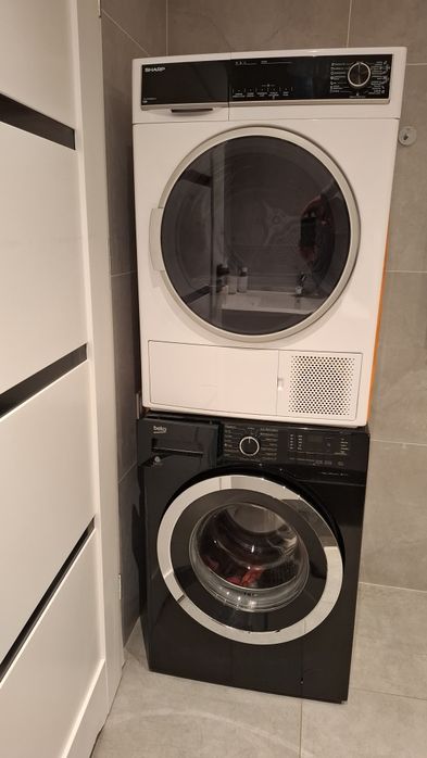 Prakla beko + suszarka sharp  zestaw