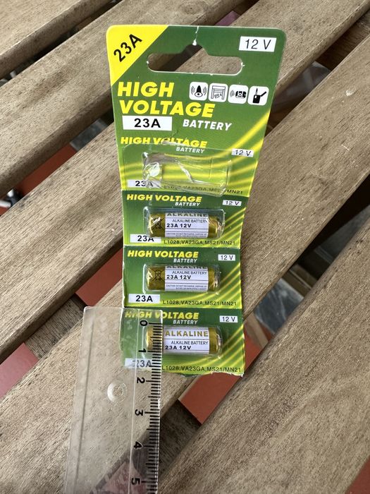 Conjunto de 3 Pilhas novas 12V  23amperes  high voltage