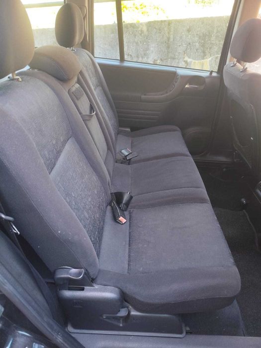 Opel Zafira A 2.2 DTi 125cv (2002) – 7 Lugares Espaçosa e Económica