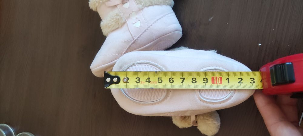 Продам сапожечки для дівчинки
