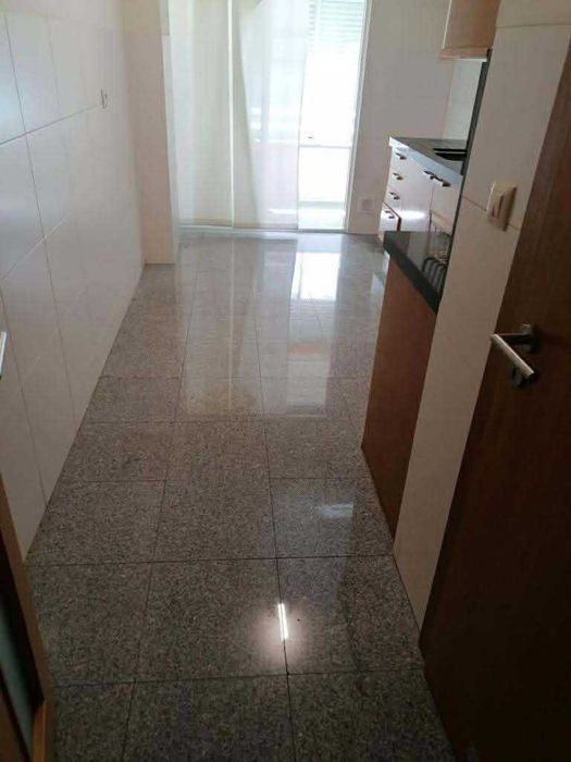 Apartamento - Rua dos Diamantes - Urbanização Parque São DOMINGOS
