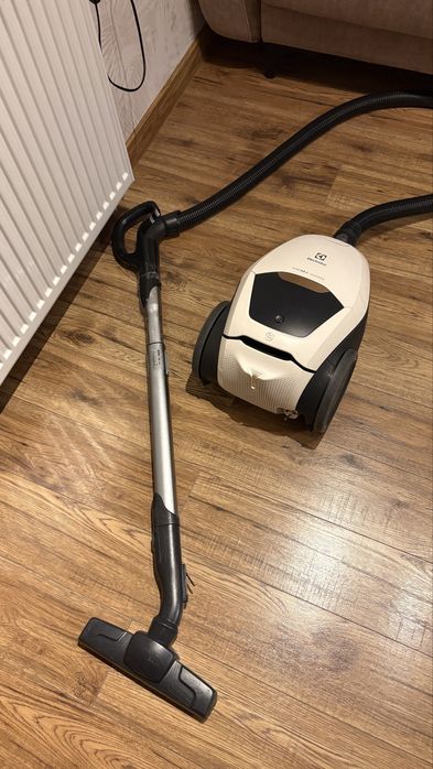 Odkurzacz electrolux silence pd82-alrg