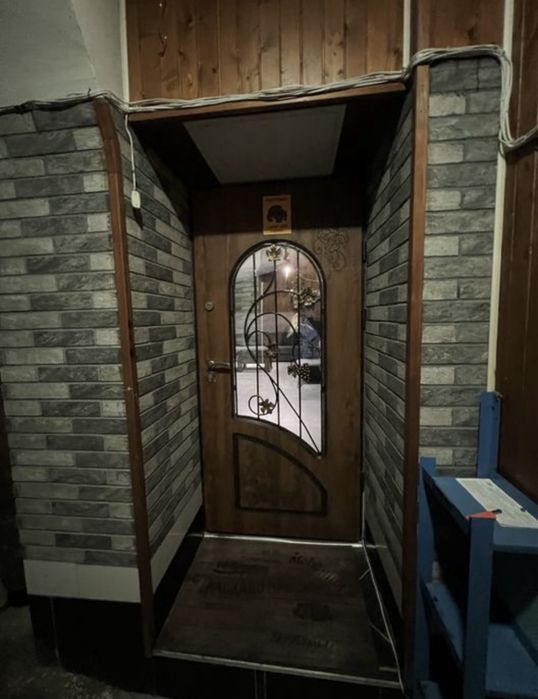 Продам велику 3-х кімнатну квартиру