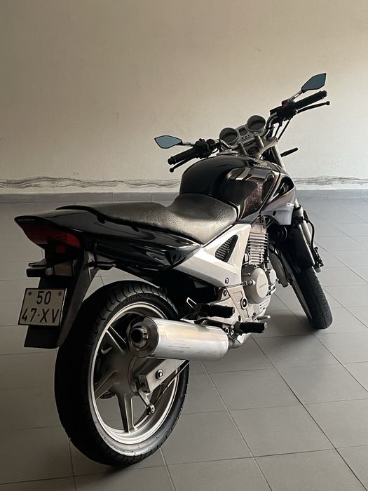 Honda  cbf 250
