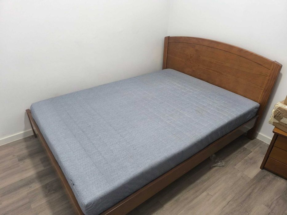 Cama de Casal e colchão