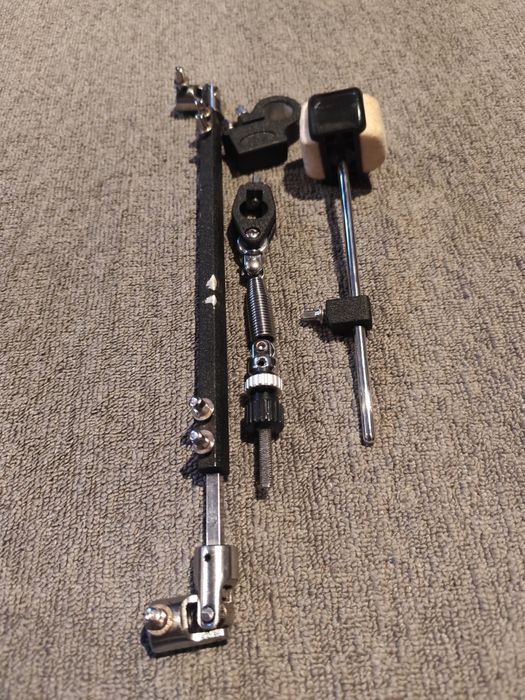Кардан, подвійна педаль для бас барабану