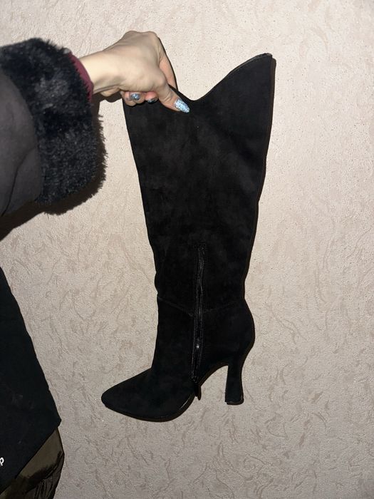 Ботфорти на шпильці замшеві