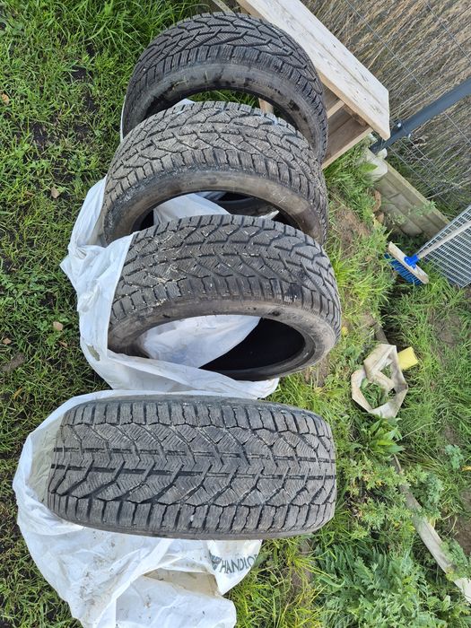 245/45 R18, TAURUS