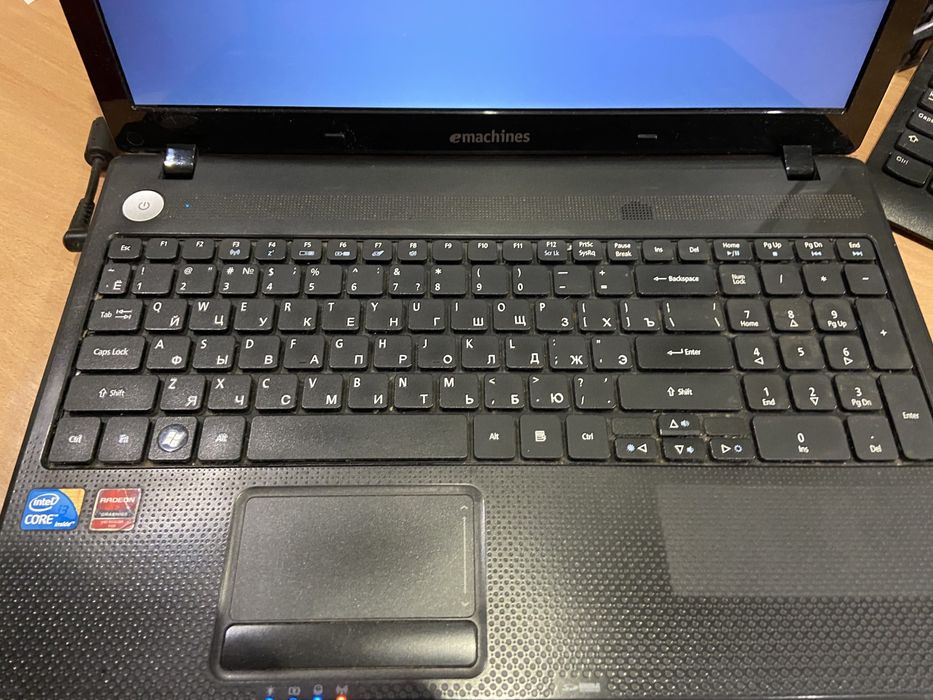 Acer Emeshines e 732