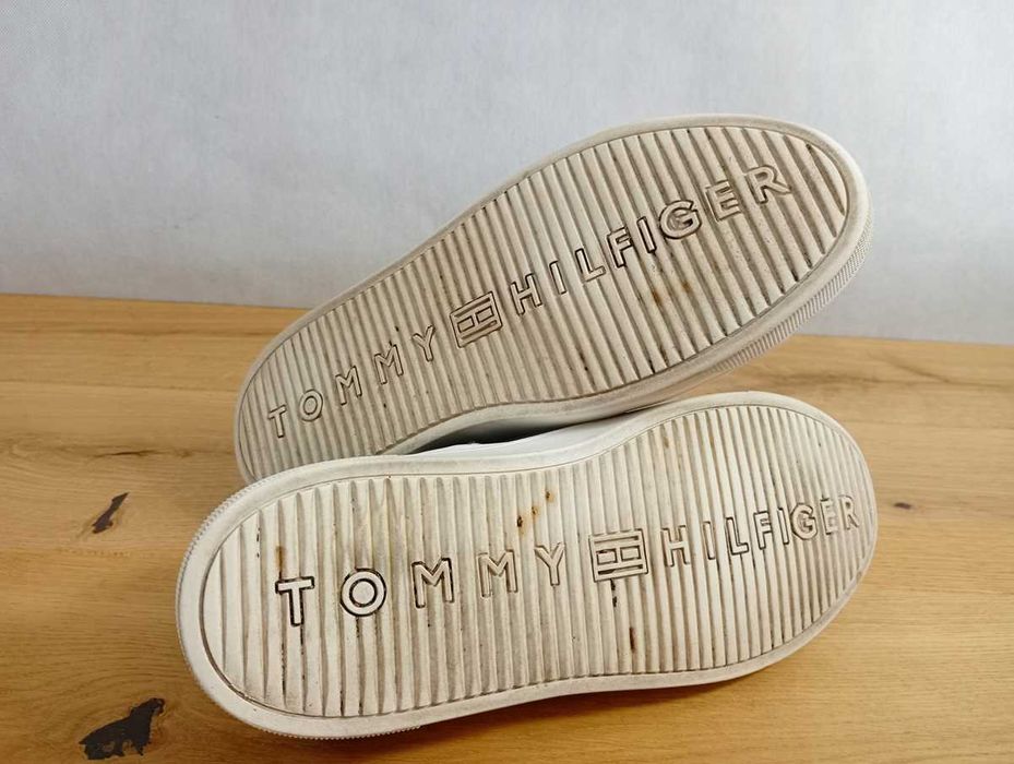 Damskie buty sportowe, TOMMY HILFIGER, Sneakersy Feminine, rozmiar 40