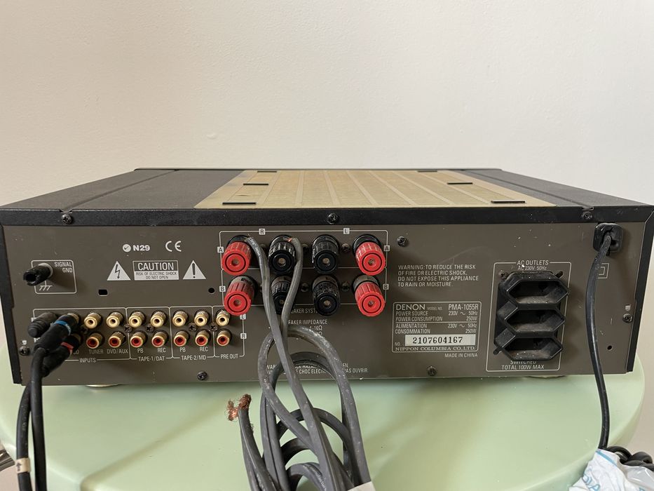 Amplificador denon PMA 1055R