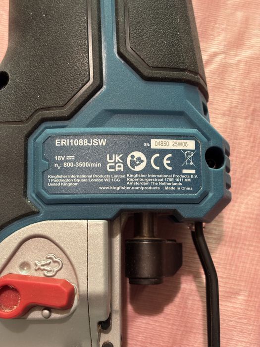 Wyrzynarka akumulatorowa Erbauer G2  ERI1088JSW  18V.