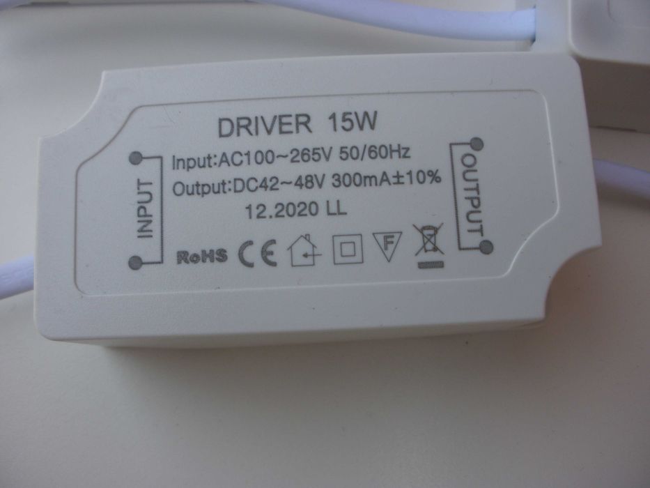 Fonte de alimentação de corrente constante (LED driver)424128559511644161