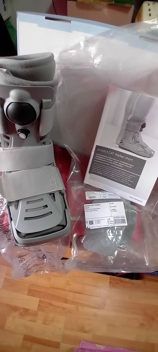 Bota walker S 38