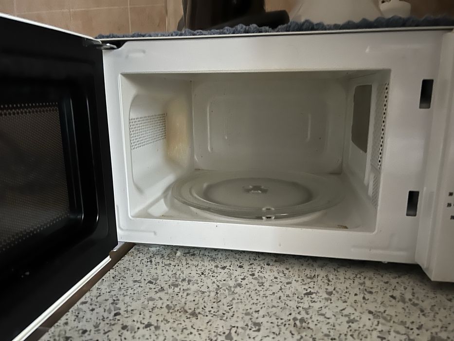 микрохвильова піч