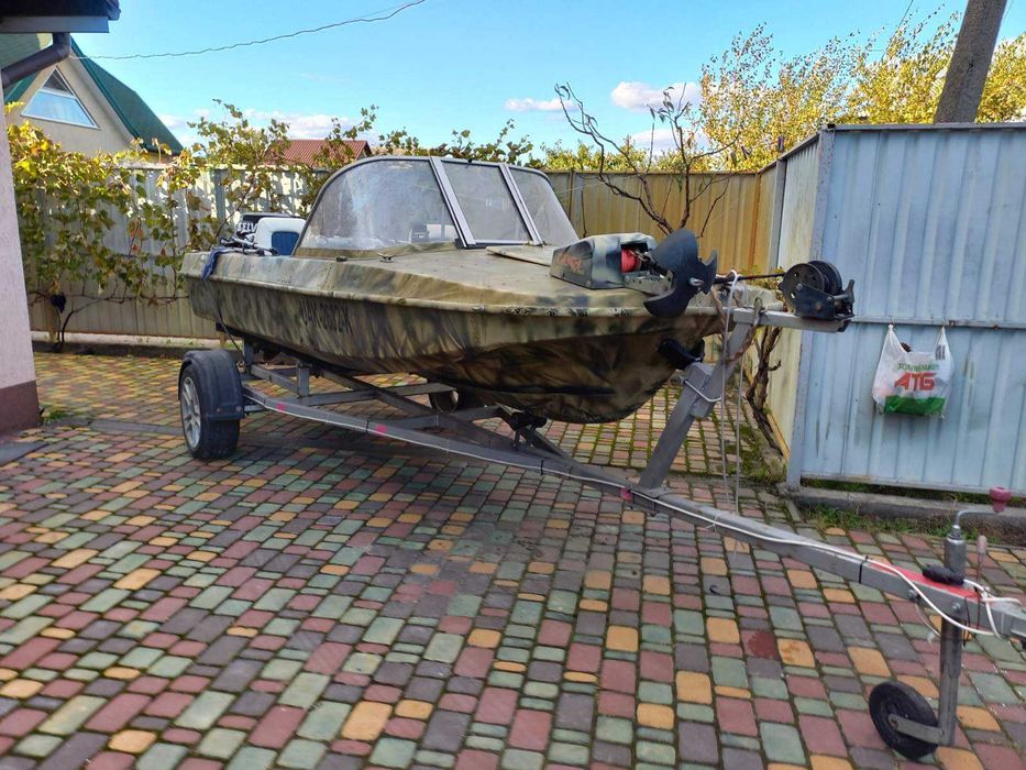 продам човен Обь 3