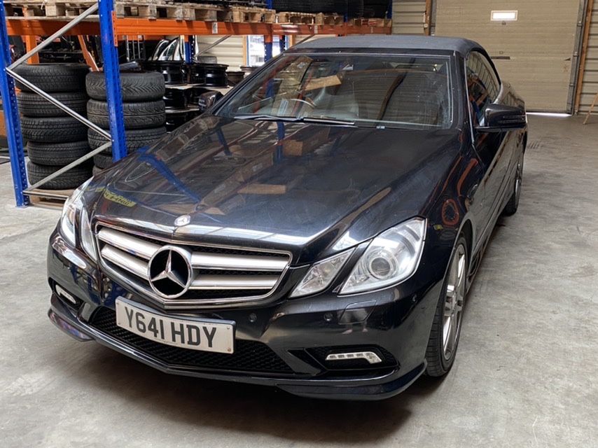 Розборка w207 212 запчастини фара капот телевізор шрот е-klass