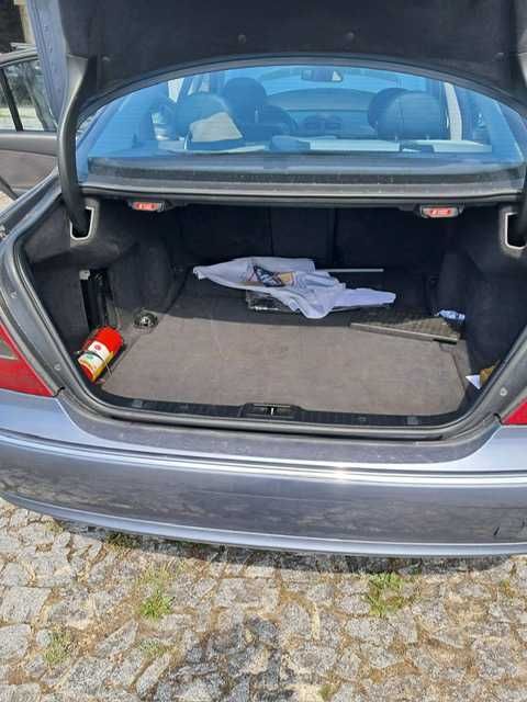 Mercedes-Benz E 220 CDI Avantgarde