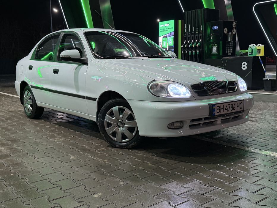 Продам Ланос на автомате 16г