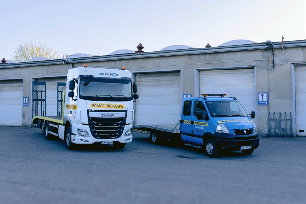 Pomoc drogowa, transport maszyn, domków holenderskich, laweta 15 ton