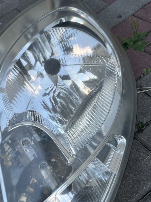 Lampy przod trafic vivaro b fl OE Renault