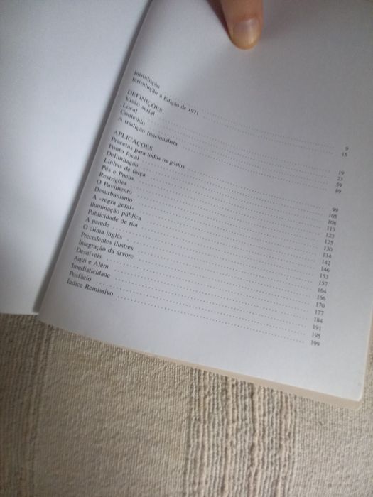 Dois livros de Arquitectura e oferta de outro