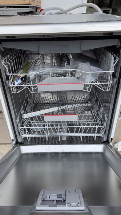 Máquina de Lavar Loiça BOSCH SMS4EMI06E (14 Conjuntos