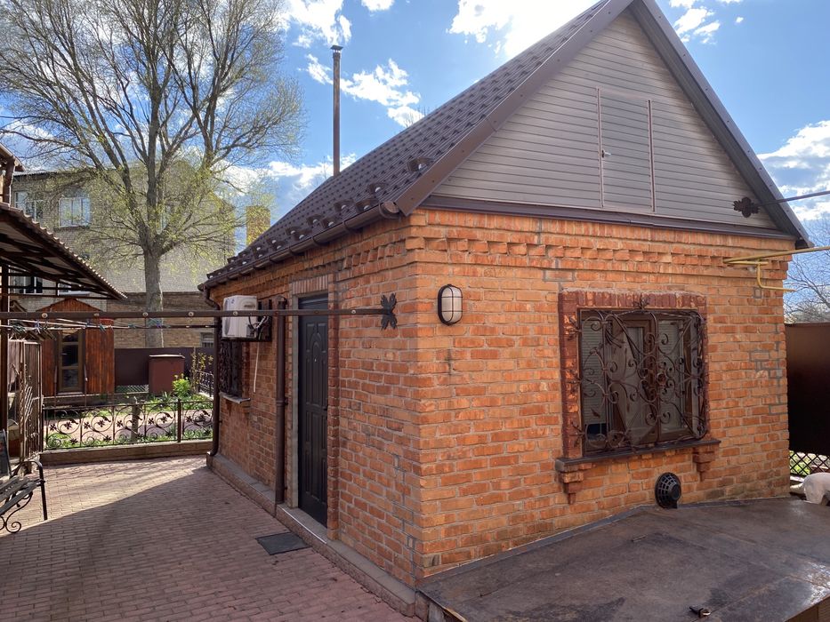 Продам будинок в затишному та спокійному районі