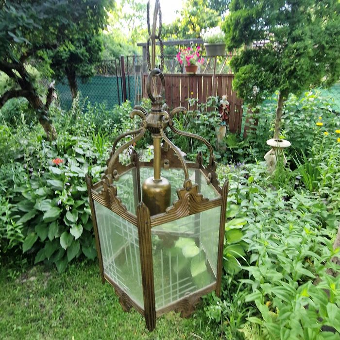 Piękna lampa wisząca