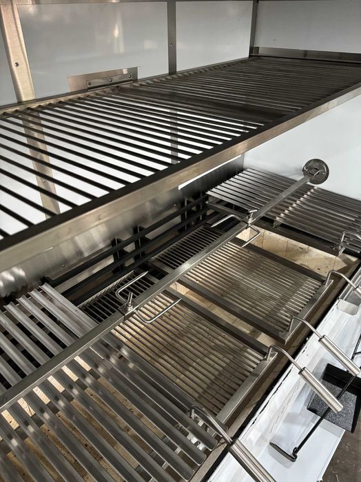 Мангальний комплекс з аргентинською решіткою та зонтом-гідрофільтром