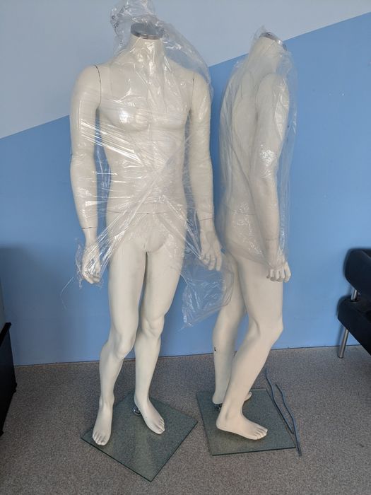 Продам манекены б/у  2 мужских,