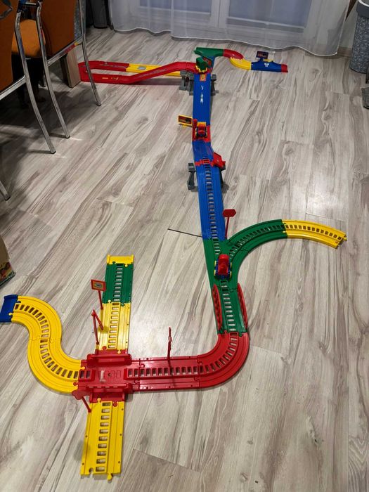 Tory i trasa oraz 4 pojazdy Wader