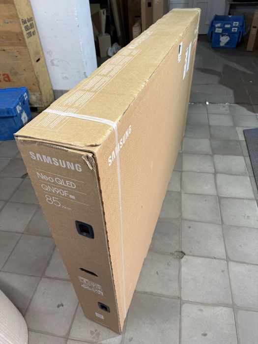 Телевізор Samsung NeoQLED MiniLED 75QN90F, 85QN90F, 98QN90F, 115QN90F
