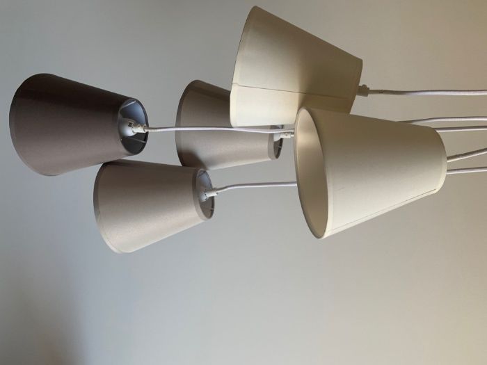 Candeeiro de tecto com 5 abat jour