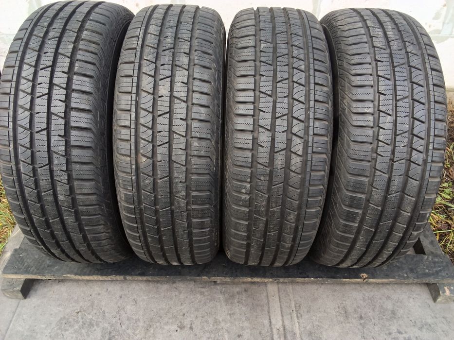 Продам шини 245/70R16