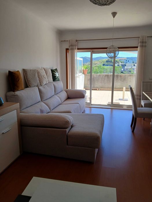 Sofá novo para venda