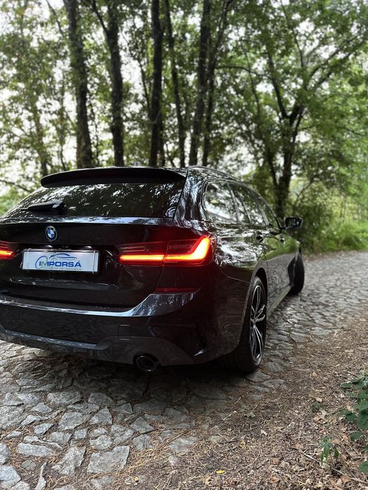 BMW 330e PACK M