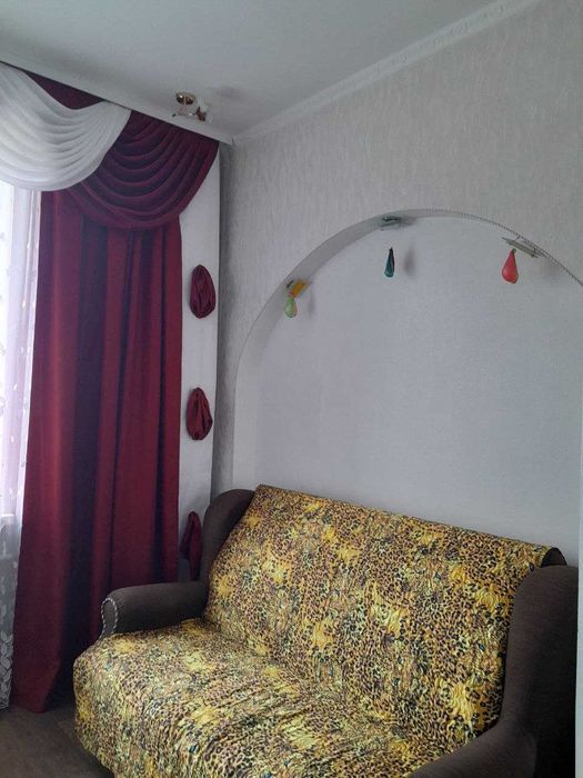 Продається 2-кімнатна квартира