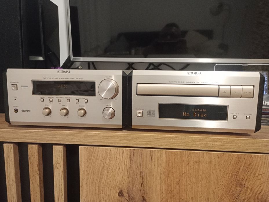 Sprzedam Micro wieża Yamaha pianocraft RX-E400. Zamienię na kolumny